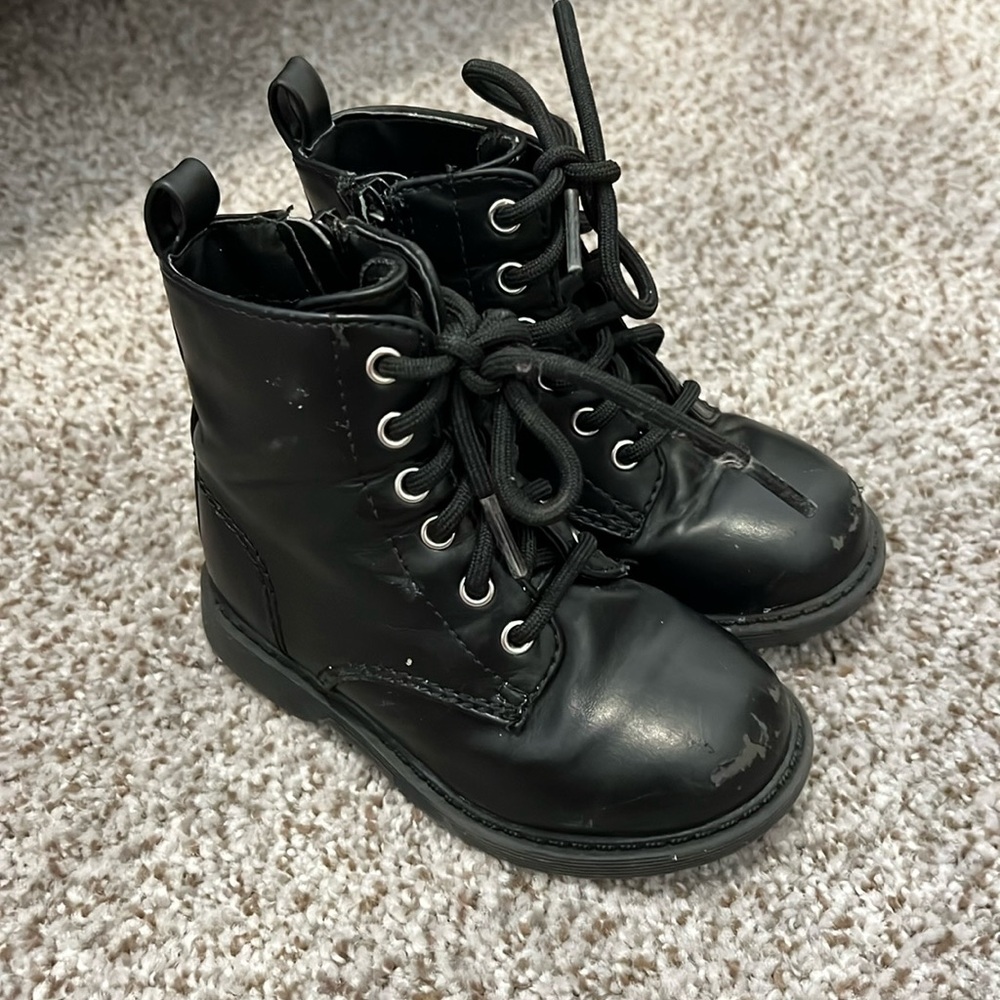 Wonder Nation toddler size 7 black boots